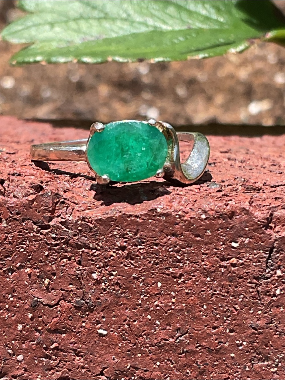 Emerald .925 Silver Ring 7